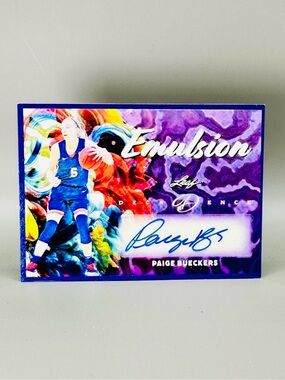 Paige Bueckers Signed Rookie 2024 Leaf 1/5 Novelty Card. Dallas Wings.